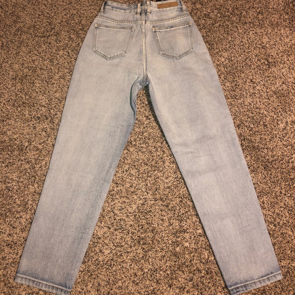 Boyfriend jeans with Fox boutique - Picture 6 of 6